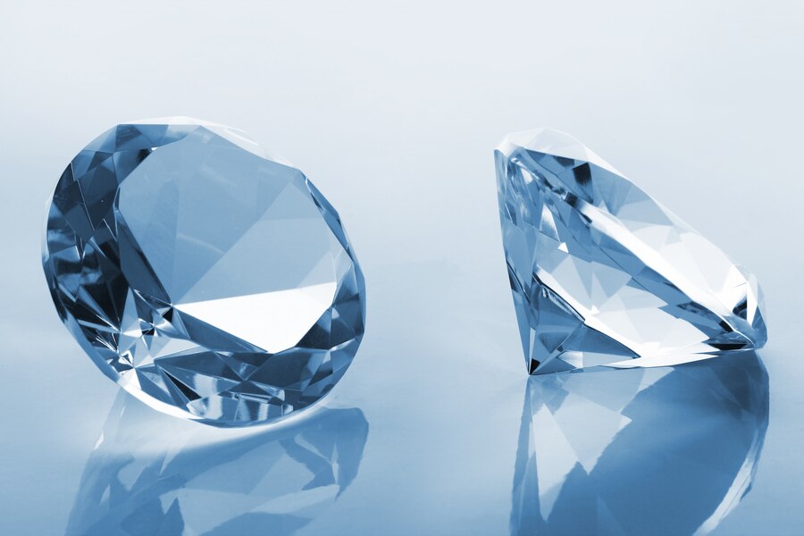 Maior diamante azul vívido de sempre pode ser leiloado por 50 milhões. Christie’s espera “sucesso histórico”